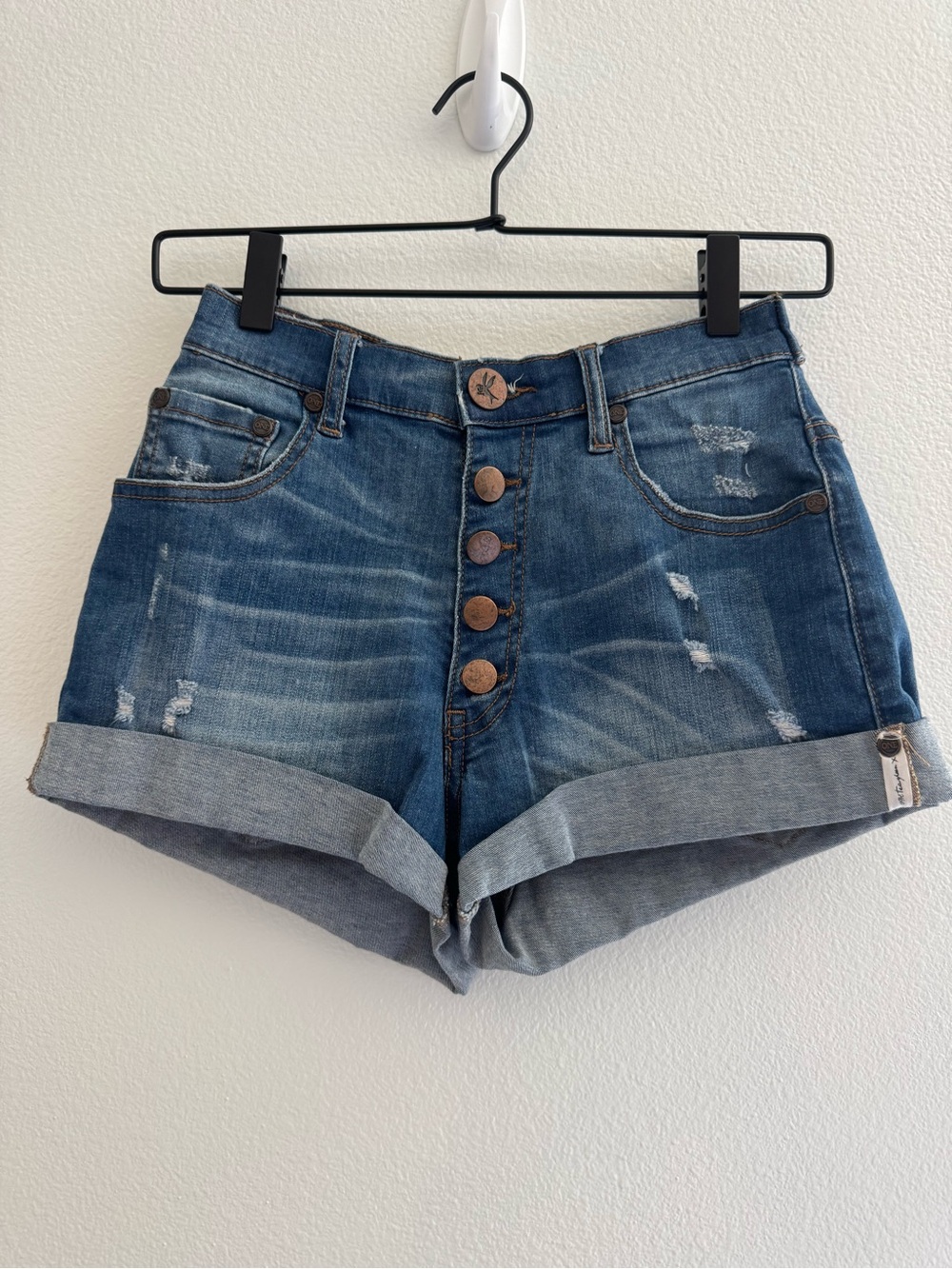 One teaspoon Harley’s high-rise Button-Front Distressed Denim Shorts - Blue